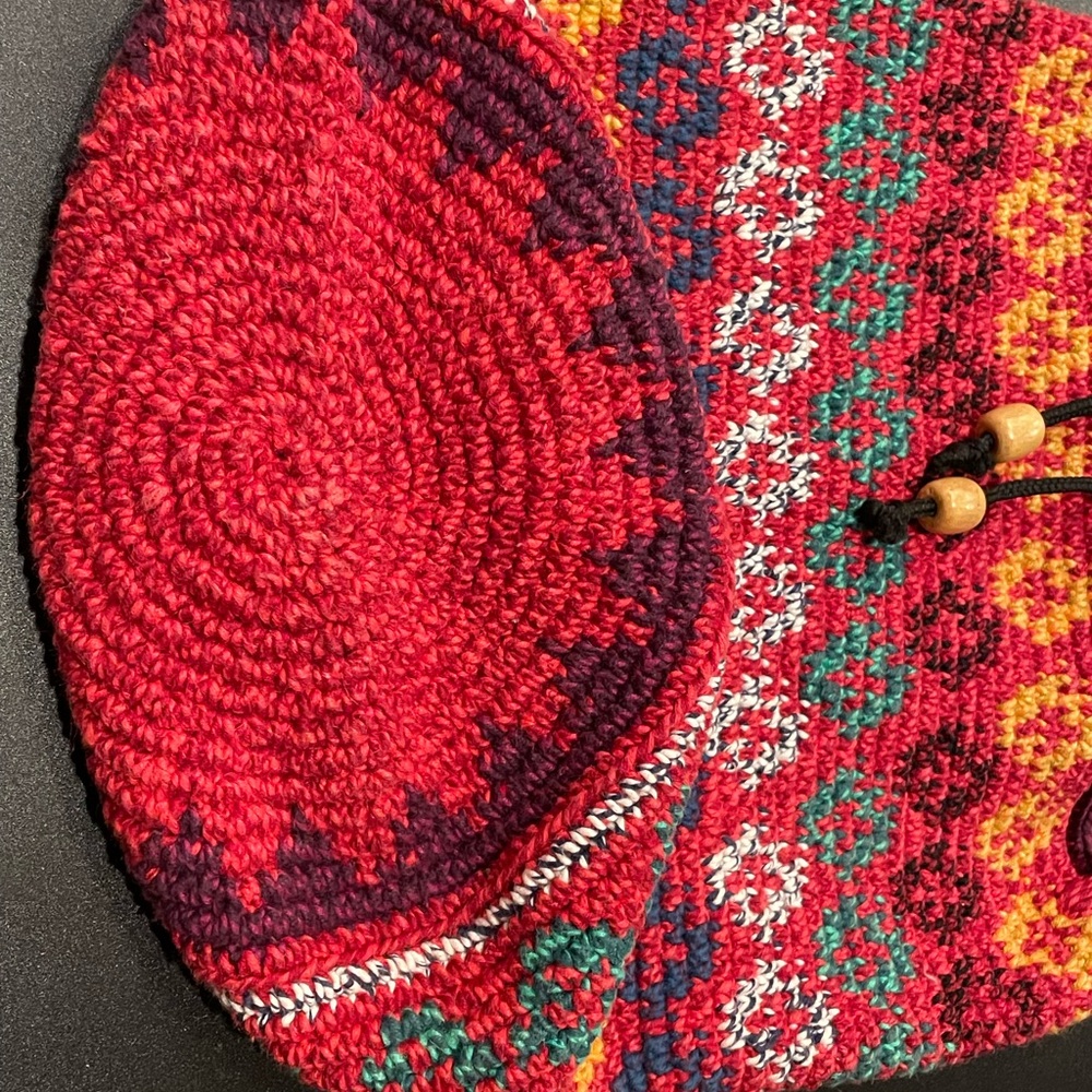 Women's Thick Crochet Knit Colorful Barrel Crossbody Bag - Picture 5 of 16